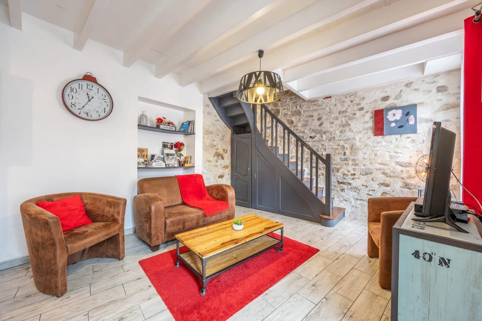 Property building, Living room