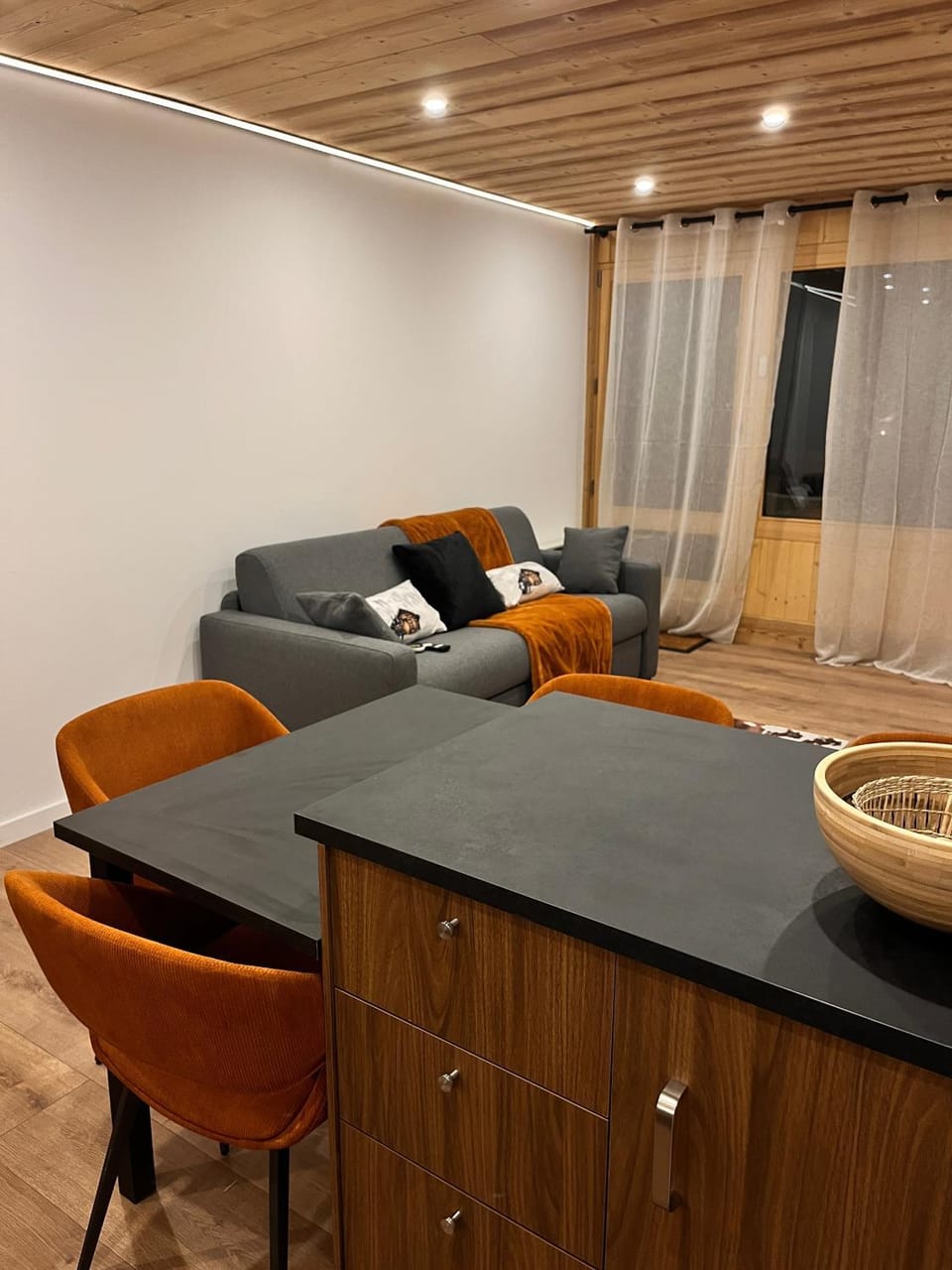 Property building, Living room