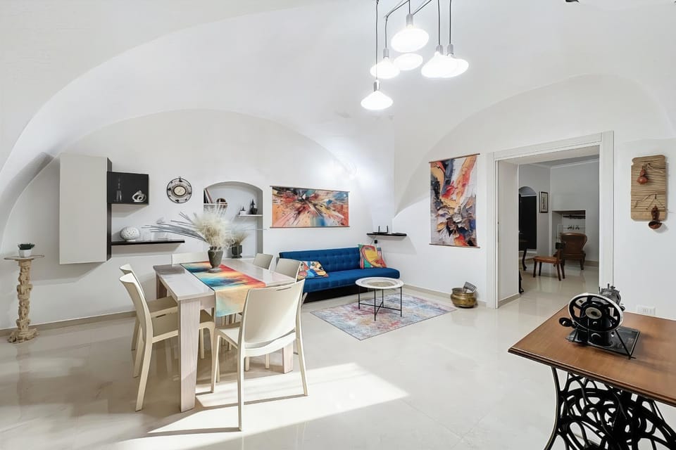 Property building, Living room