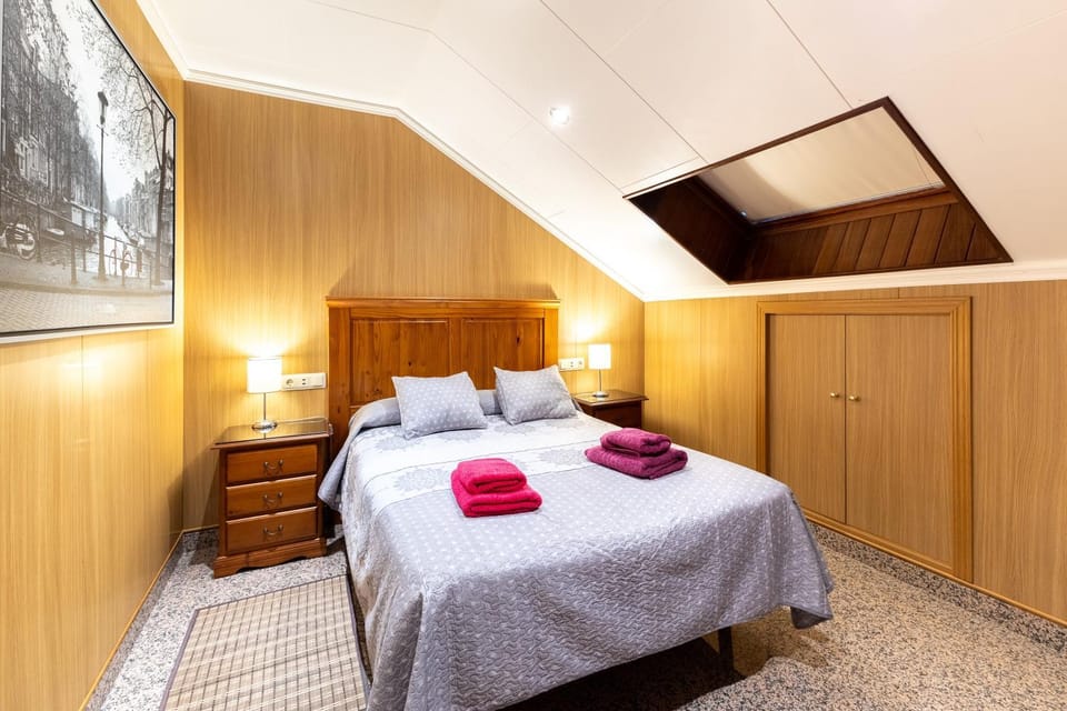 Property building, Living room, Bedroom