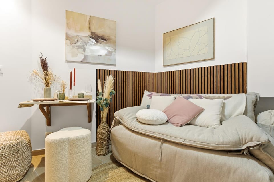 Paris City Center République AC Studio Apartment in Paris