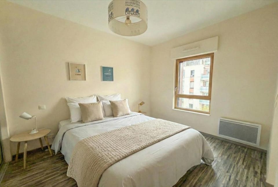 Escale Marine 4 pers avec Balcon & parking Apartment in Dinard
