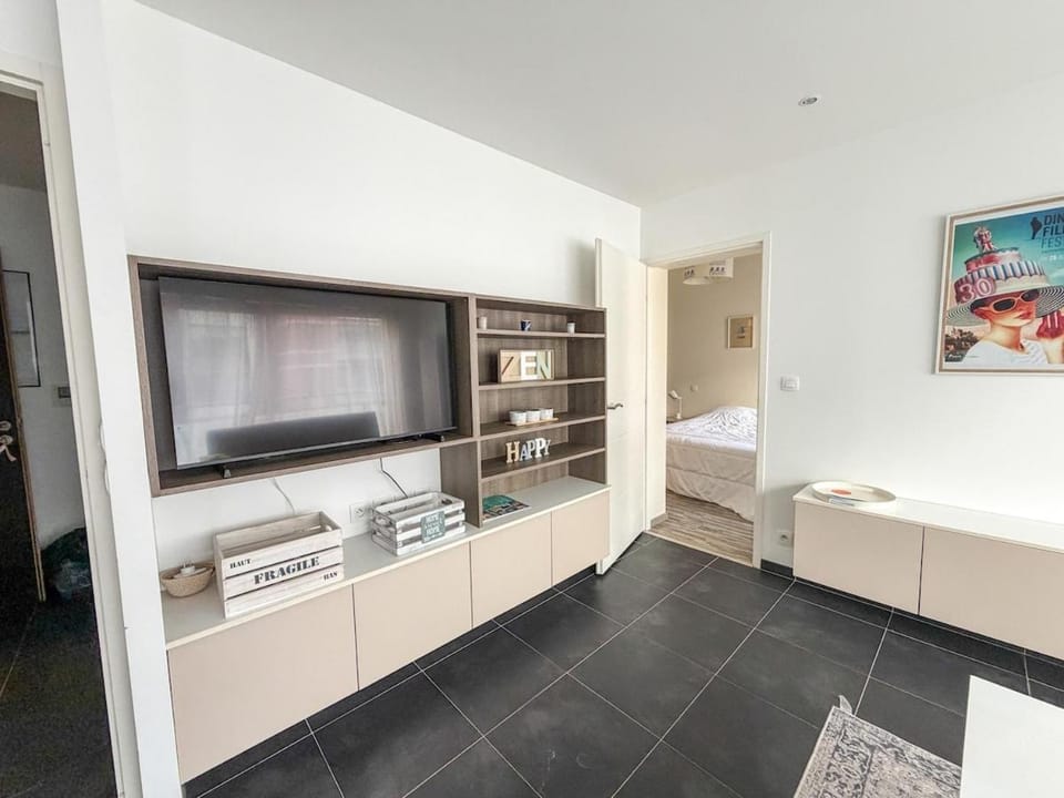 Escale Marine 4 pers avec Balcon & parking Apartment in Dinard