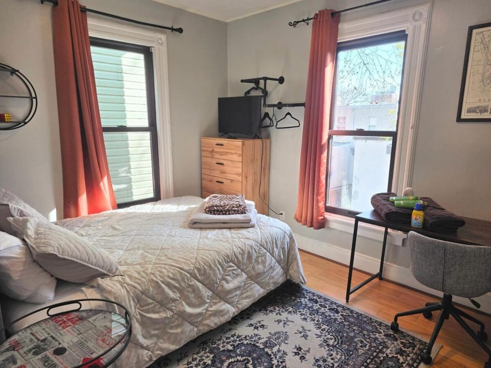 Bed, Bedroom