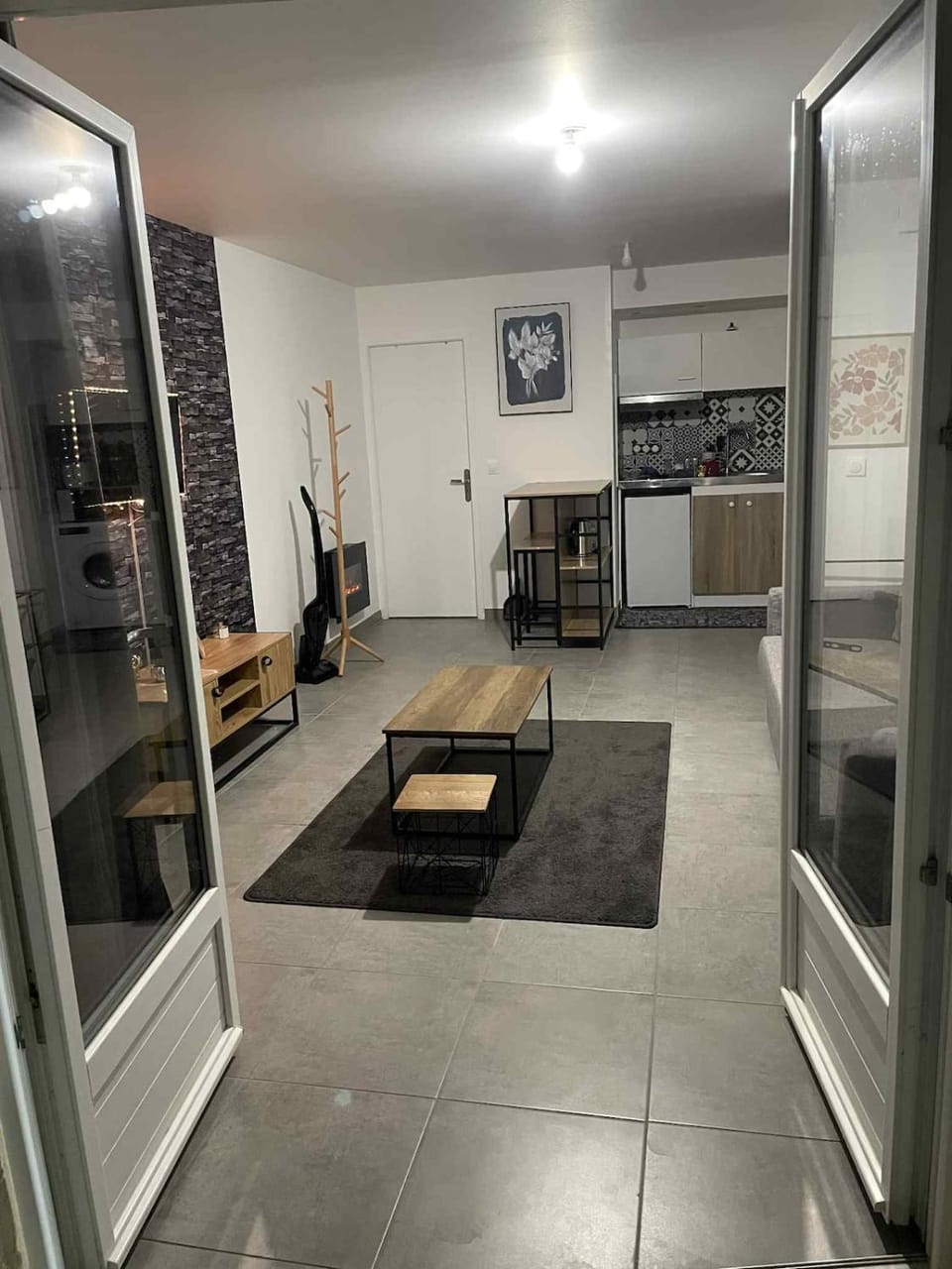 Studio with garden terrace and free parking Apartment in Caen