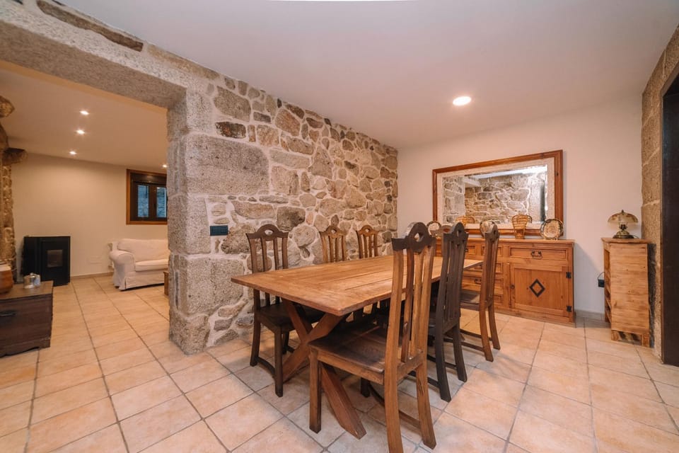 Acogedora en entorno rural by CABANA Rentals House in Galicia
