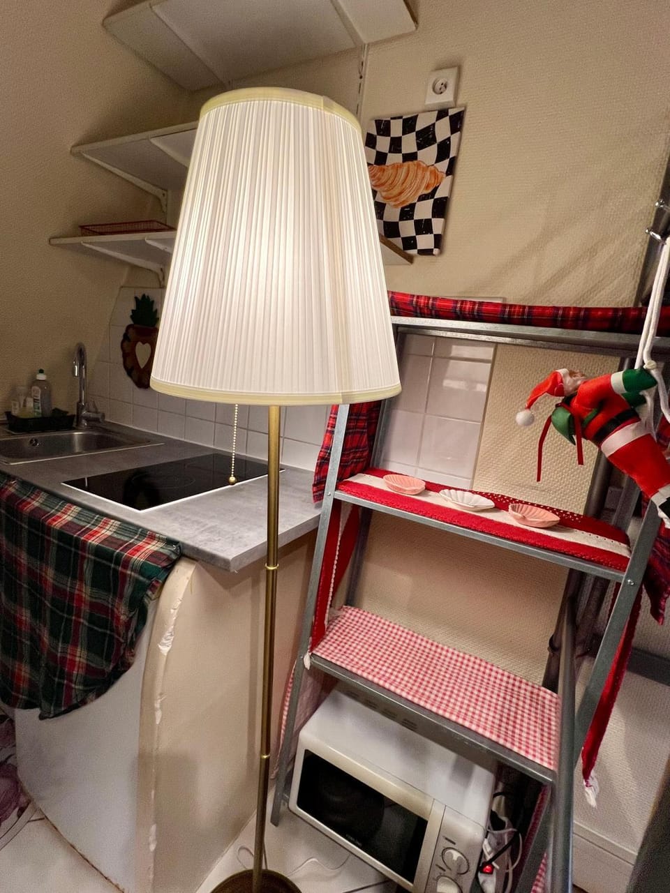 Paris center Eiffel studio Apartment in Paris