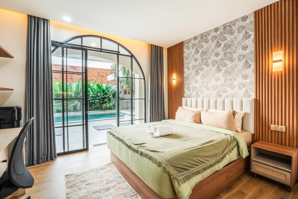 Le Jardin CoLiving B6 - Upscale Apt, Canggu center Bed and Breakfast in North Kuta
