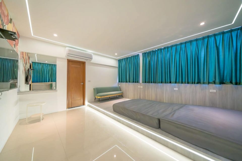 慕漾民宿 8套房游泳池近羅東清溝夜市 House in Taiwan, Province of China