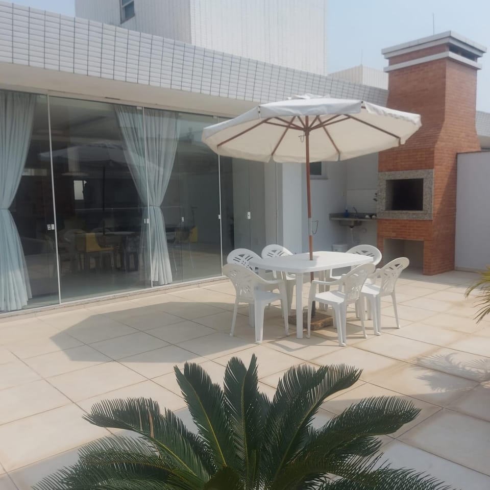 Cobertura gaivotas 300m do mar zona nobre ingleses Apartment in Florianopolis