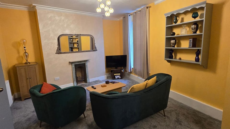 The Maisonette central Buxton Apartment in High Peak District