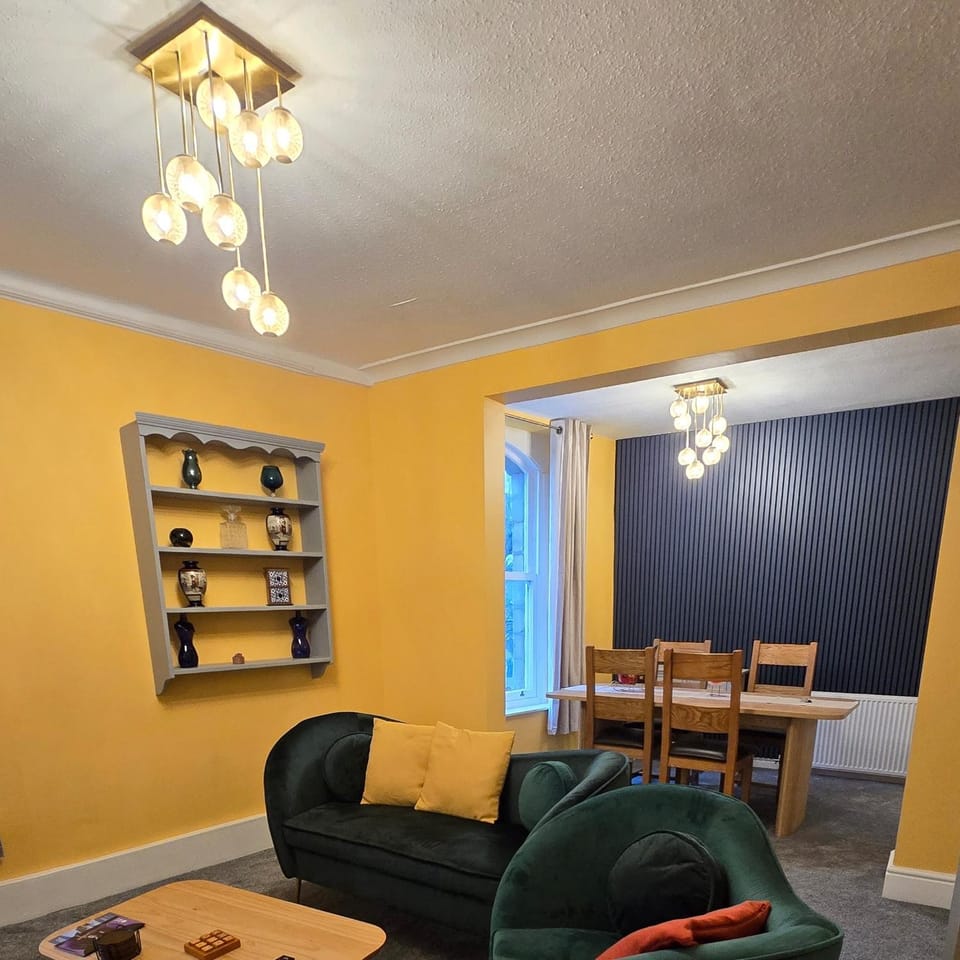 The Maisonette central Buxton Apartment in High Peak District