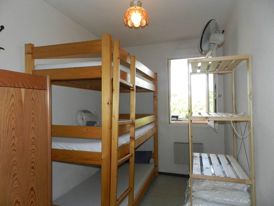 Appartement 2 pièces, 5 couchages, proche plage, parking privatif - FR-1-251-888 Apartment in Bormes-les-Mimosas