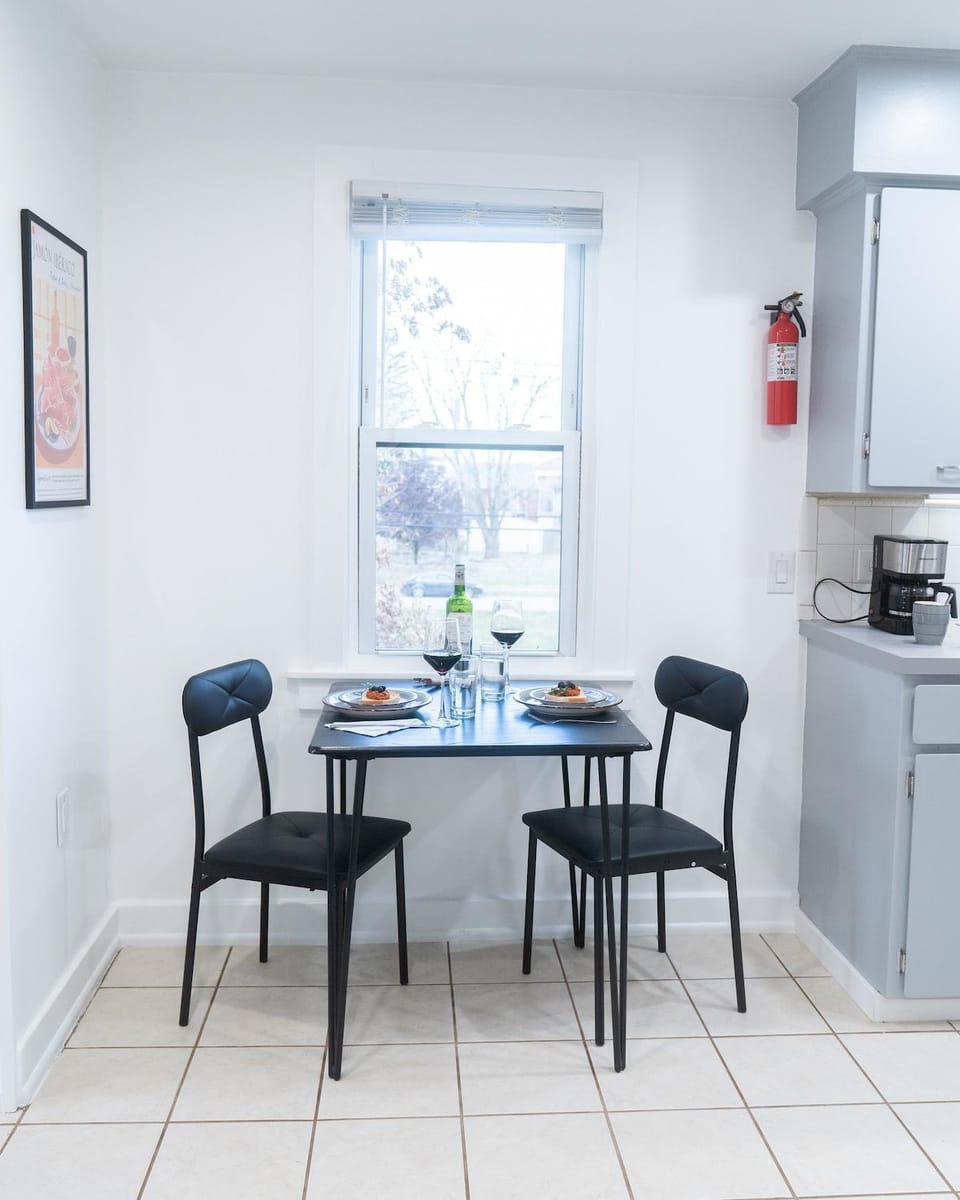 EconoPod 6 Apartment in Detroit