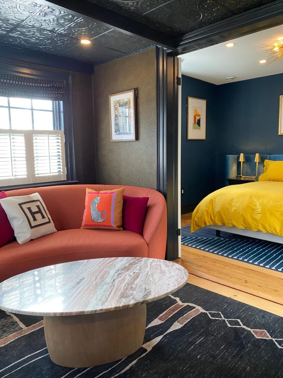 Bed, Seating area, Bedroom
