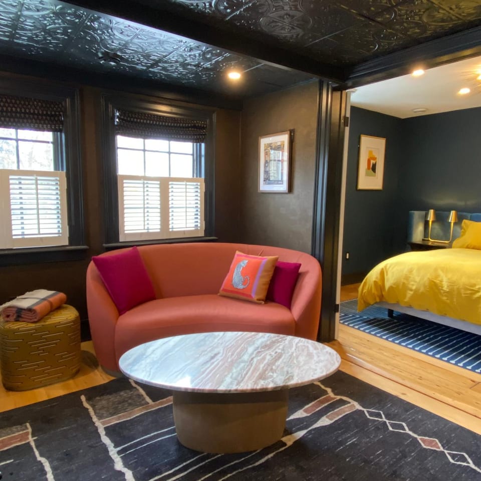 Communal lounge/ TV room, TV and multimedia, Living room, Seating area