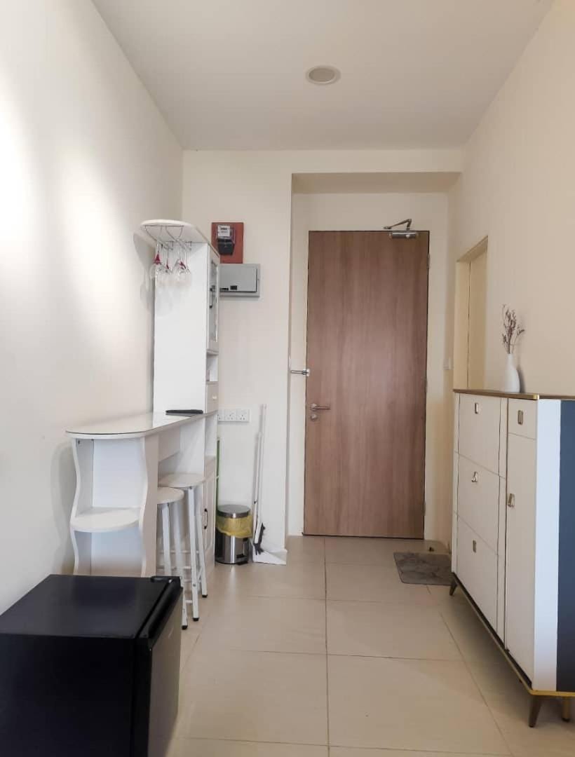 Riverine Resort Diamond, 7A 4Pax Apartment in Kuching