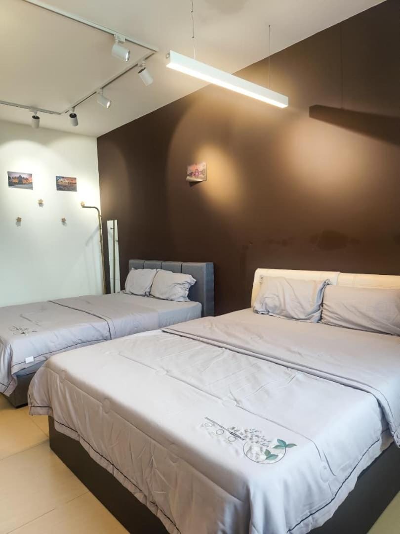 Riverine Resort Diamond, 7A 4Pax Apartment in Kuching