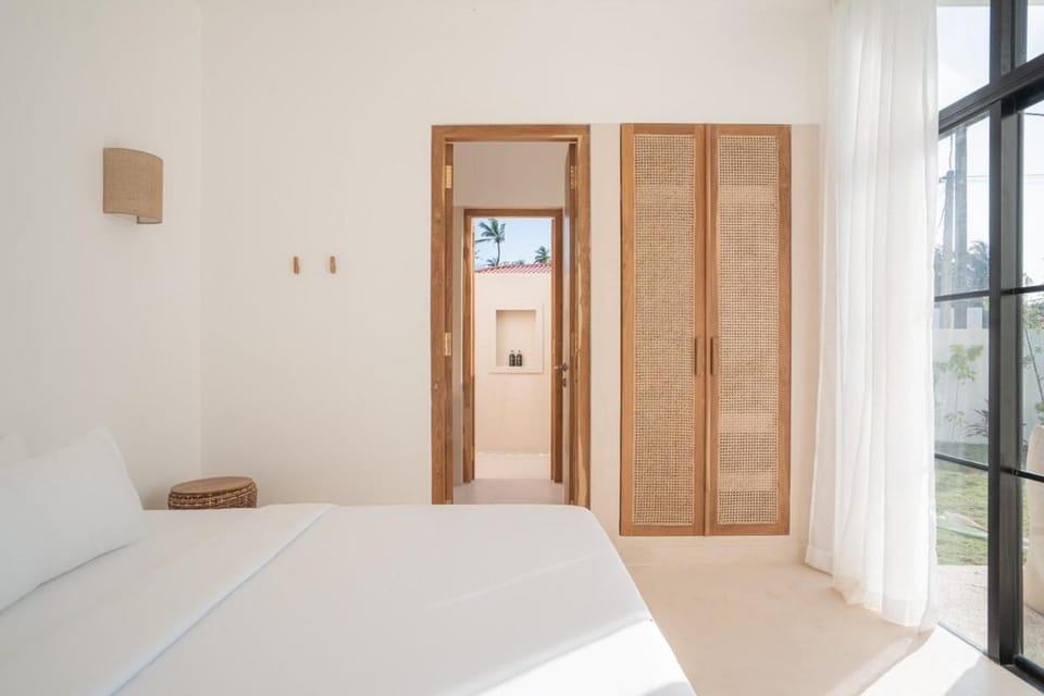 Bedroom, wardrobe