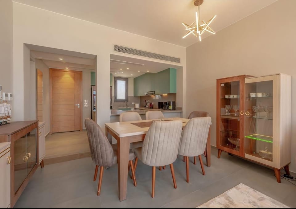 Ollystays Heated Pool 3BR Villa, Nanny Room! Ancient Hills Apartment in Hurghada