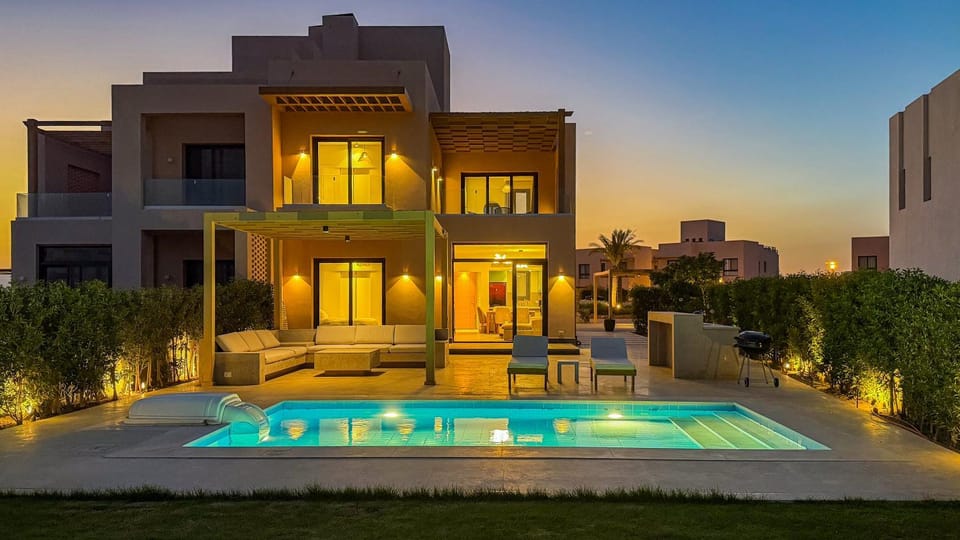 Property building, Patio, Day, Night, Pool view, Swimming pool, sunbed