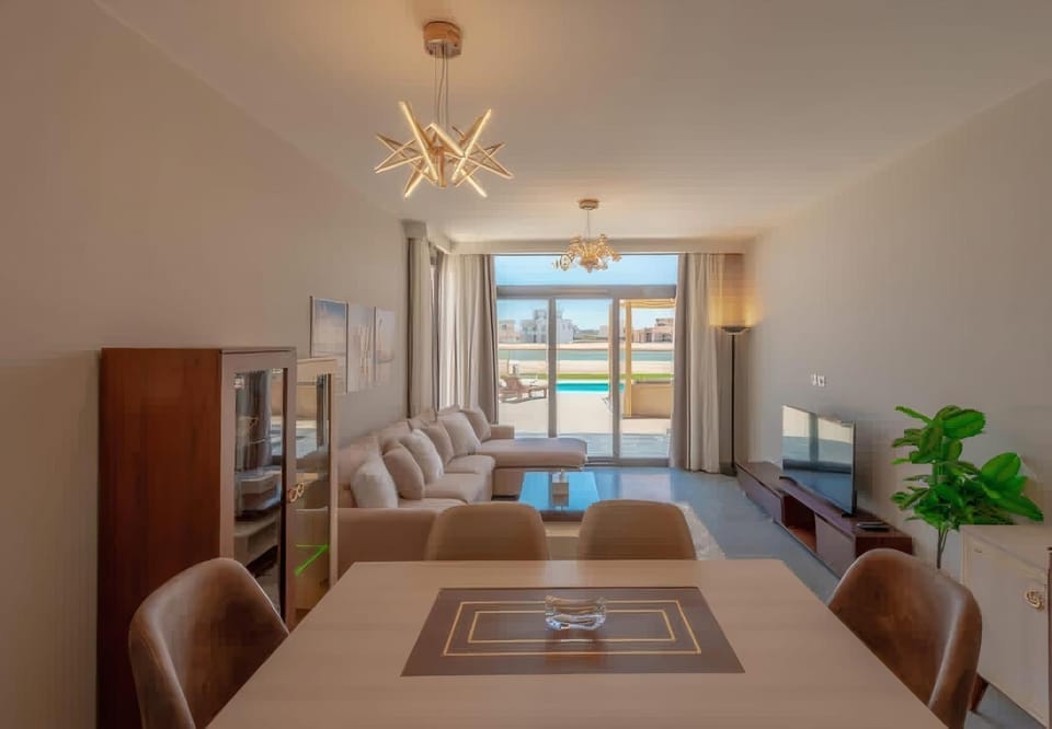 Ollystays Heated Pool 3BR Villa, Nanny Room! Ancient Hills Apartment in Hurghada