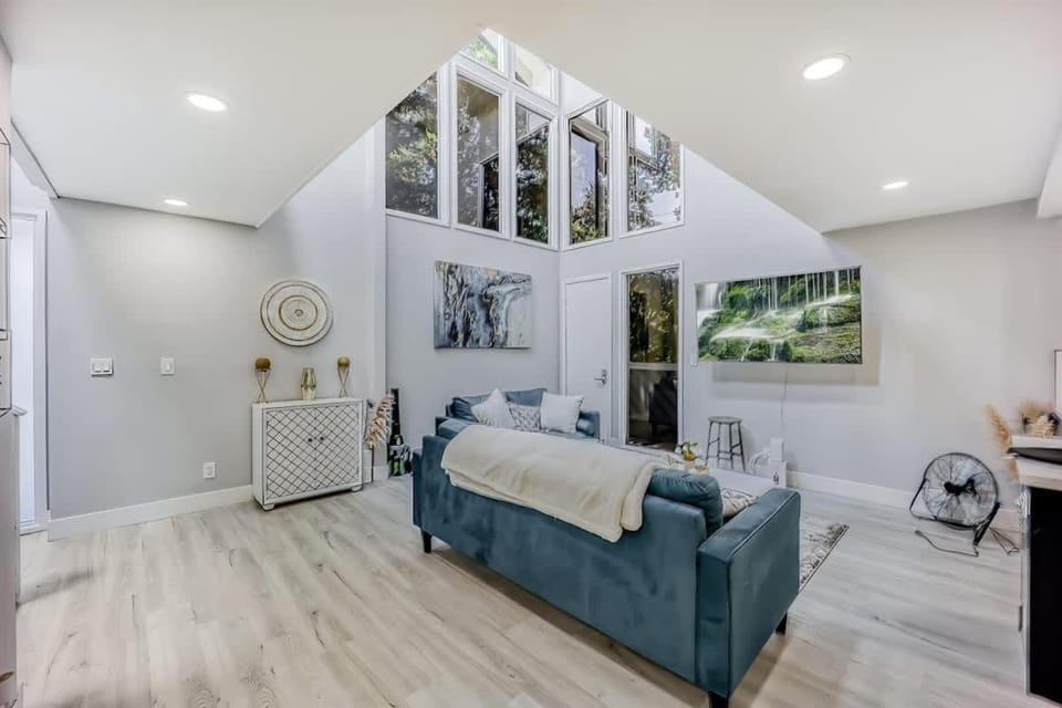 493- Grandeur Family Home AC & Patio near Meta & Stanford House in Menlo Park