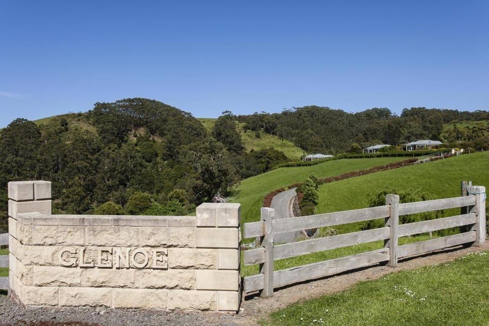 Glenoe Cottages Villa in Apollo Bay