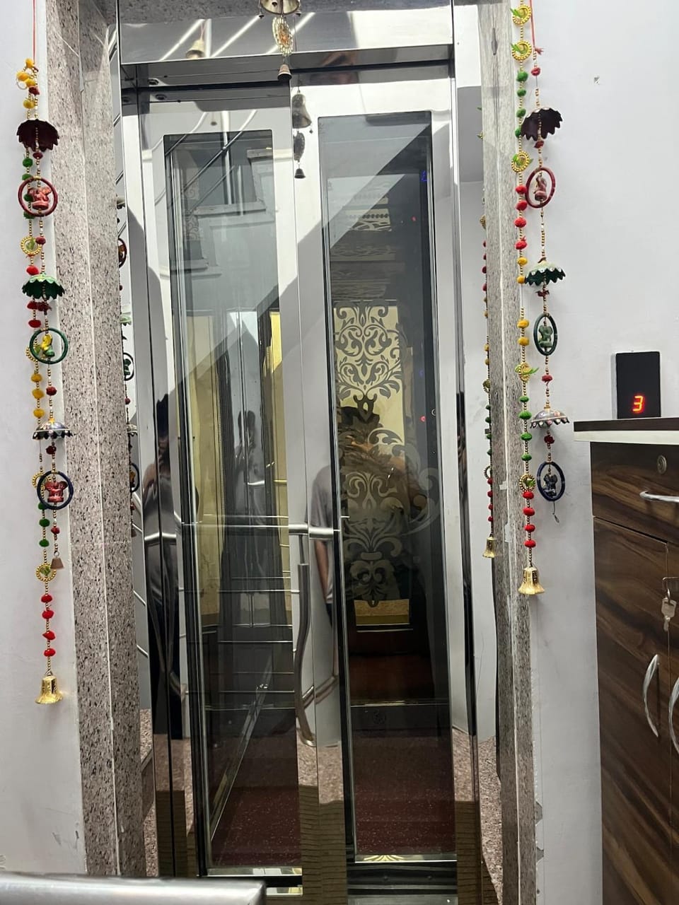 Just like your Home Apartment in Delhi