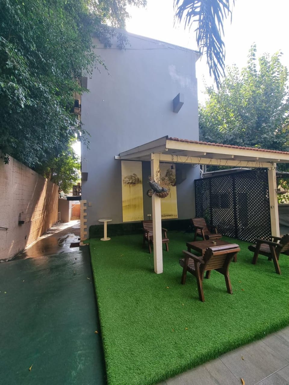 Garden, Seating area