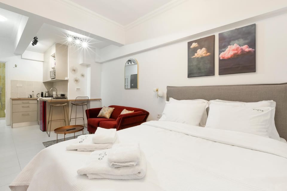 OTOTO Stylish Living at Afentouli 2B Apartment in Thessaloniki