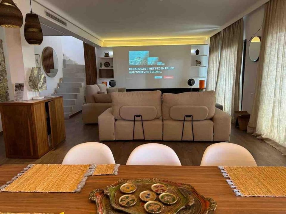 Exceptional duplex apartment in Guéliz with Jacuzzi Apartment in Marrakesh