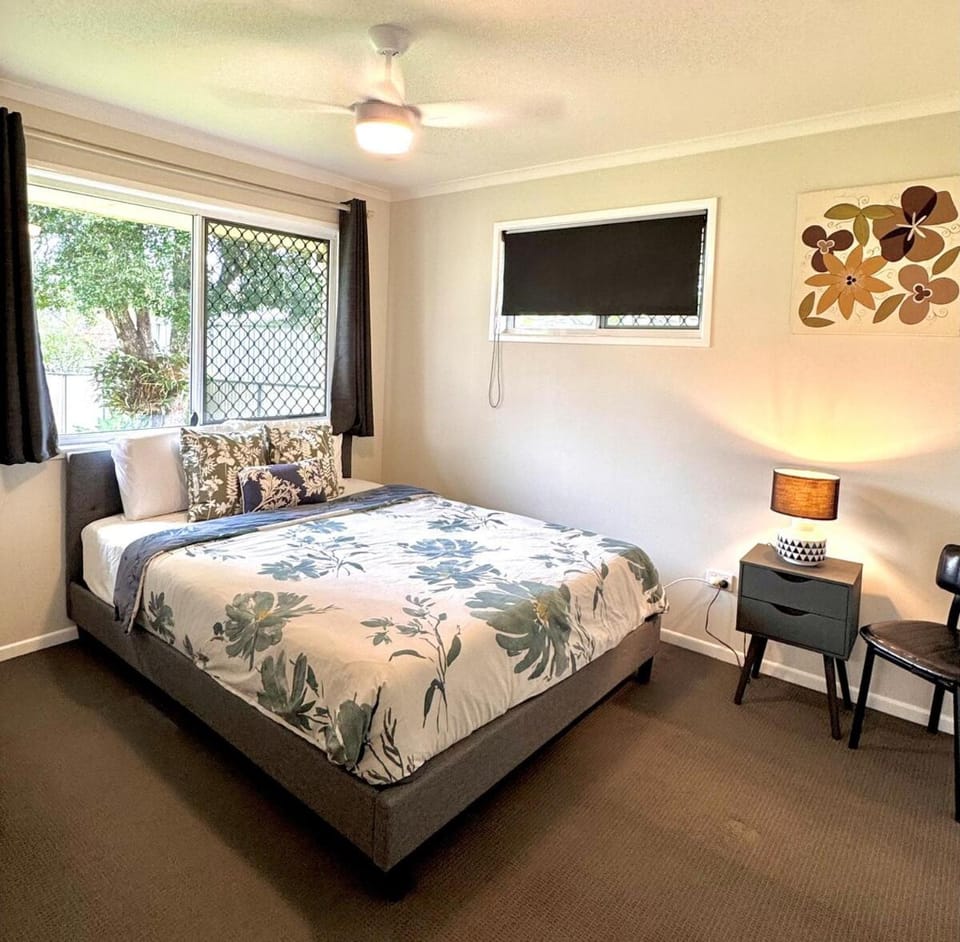 Cozy Family Home at Loganholme House in Loganholme