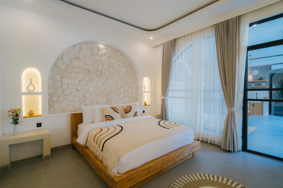 Bed, Bedroom, wardrobe, air conditioner