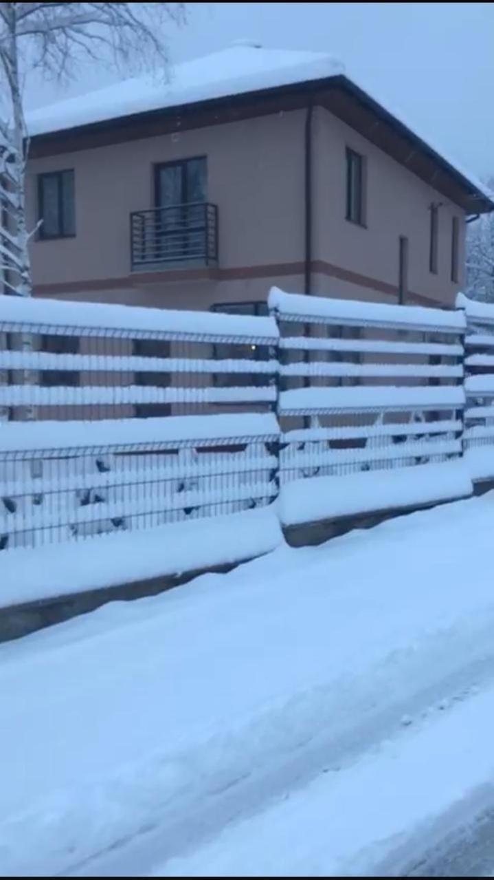 Property building, Winter