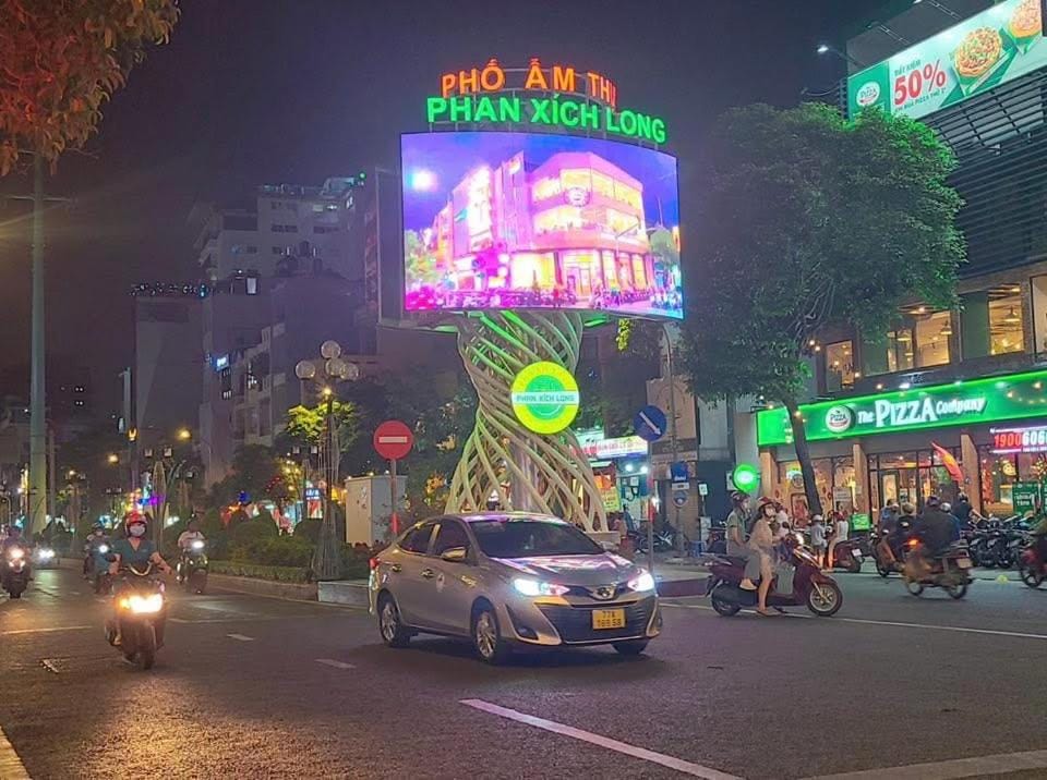 Khách Sạn Bình Dung Hotel in Ho Chi Minh City