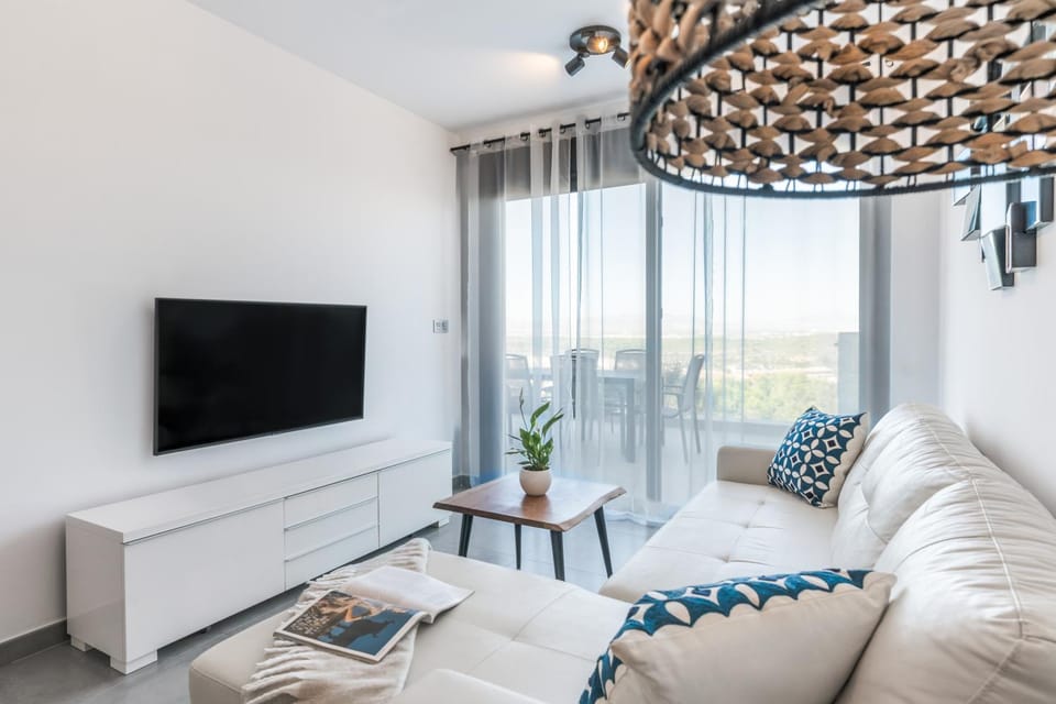 Modern Sea View Apartment Apartment in Alacantí