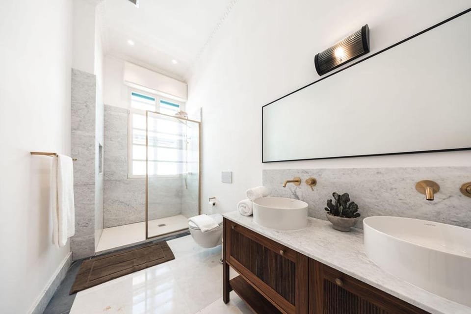 Elegant Designer 2BR Apt in Balluta Building Apartment in Sliema