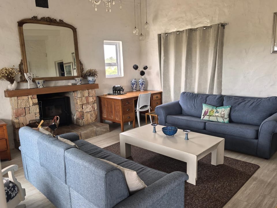 TV and multimedia, Seating area