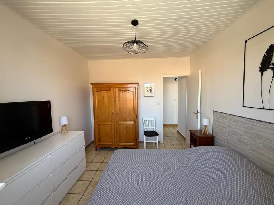 appartememt pres de la mer avec terrasse n1 House in Saint-Cyprien