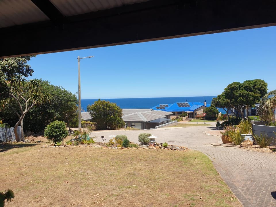 Reebok sea view House in Western Cape