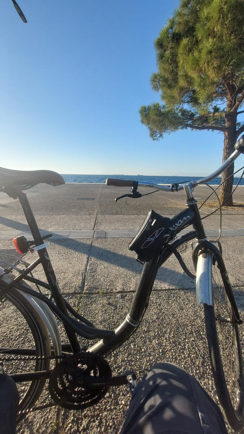 AMAZON low price Apartment in Thessaloniki