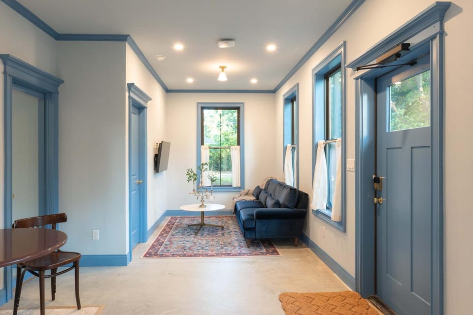 Windflower - Upscale 2 Bedroom Villa at Petite Acres Villa in New Buffalo