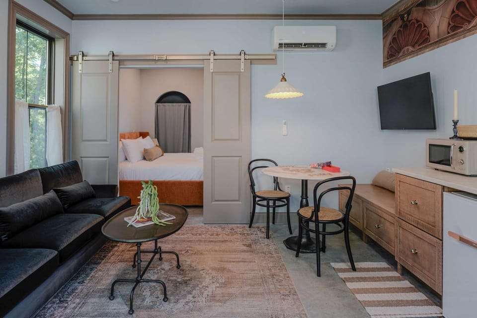 Bellflower - Cozy One Bedroom Villa at Petite Acres Villa in New Buffalo