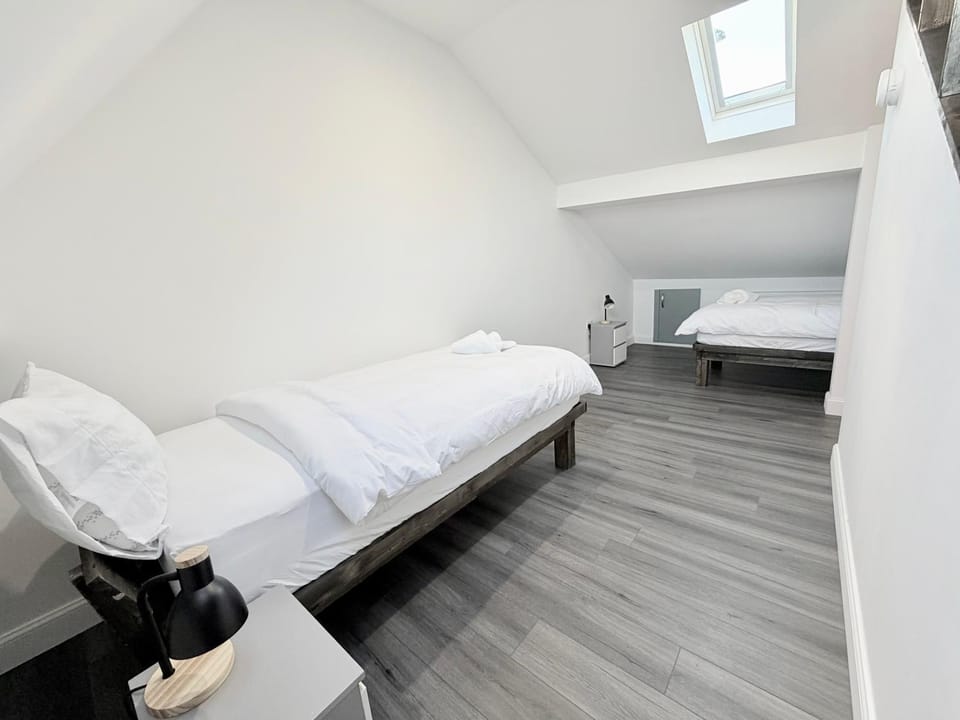 Alisha Town House Villa in East Staffordshire District