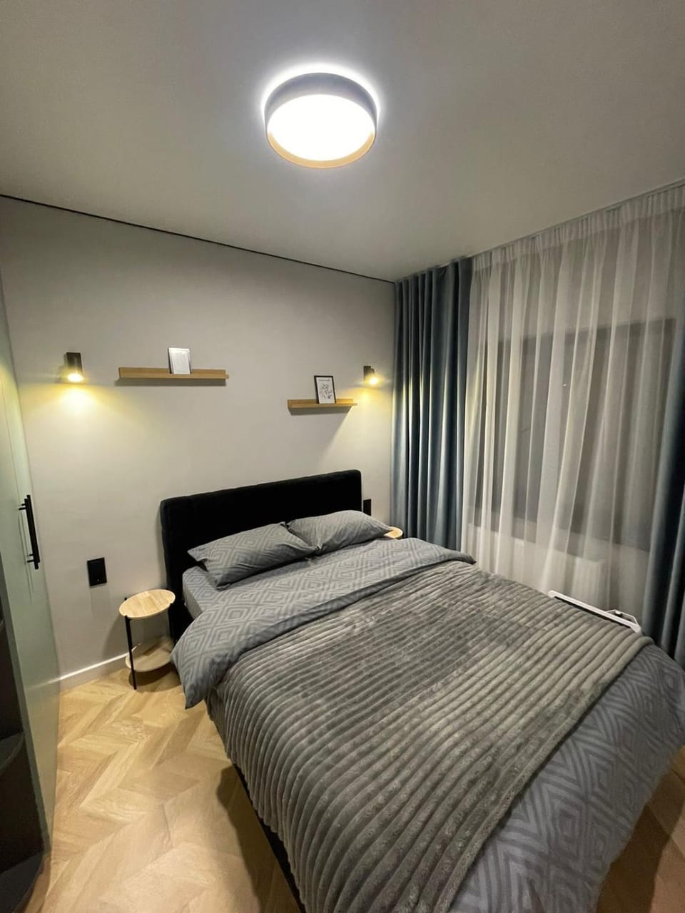 Аэропорт 15 минут две спальни и салон Apartment in Chișinău