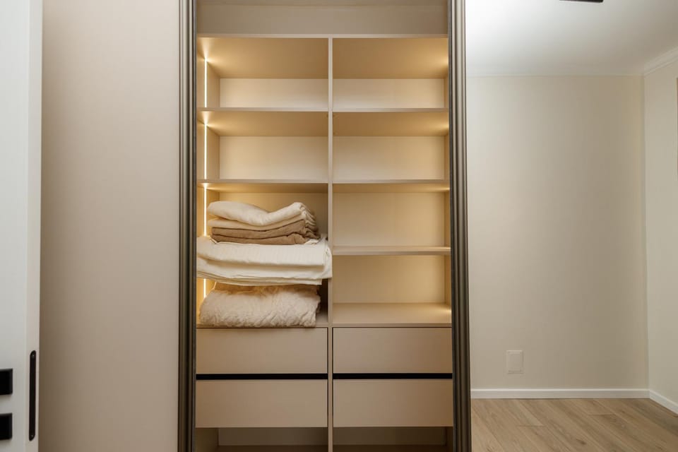 wardrobe