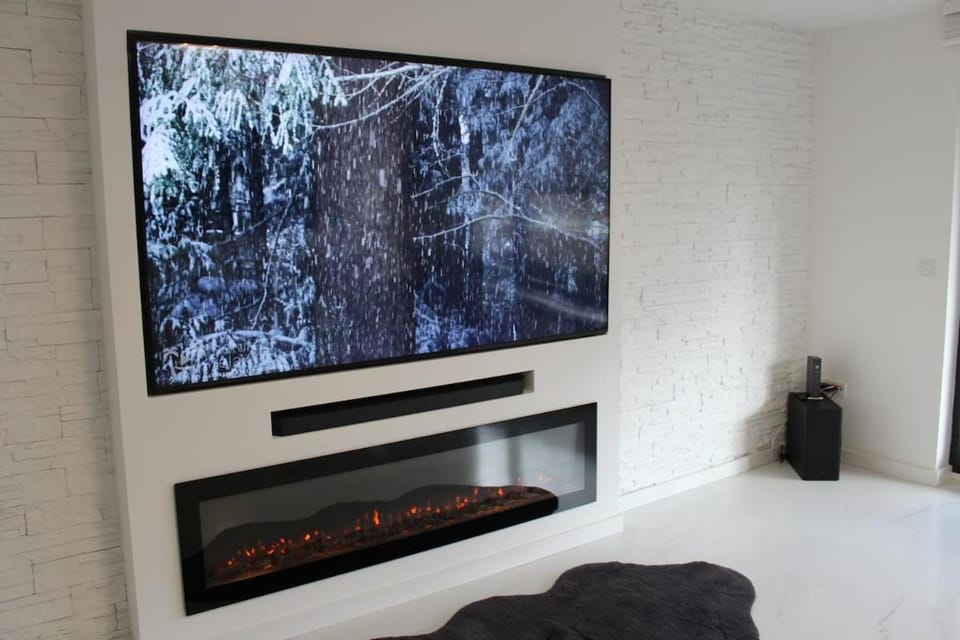 Communal lounge/ TV room