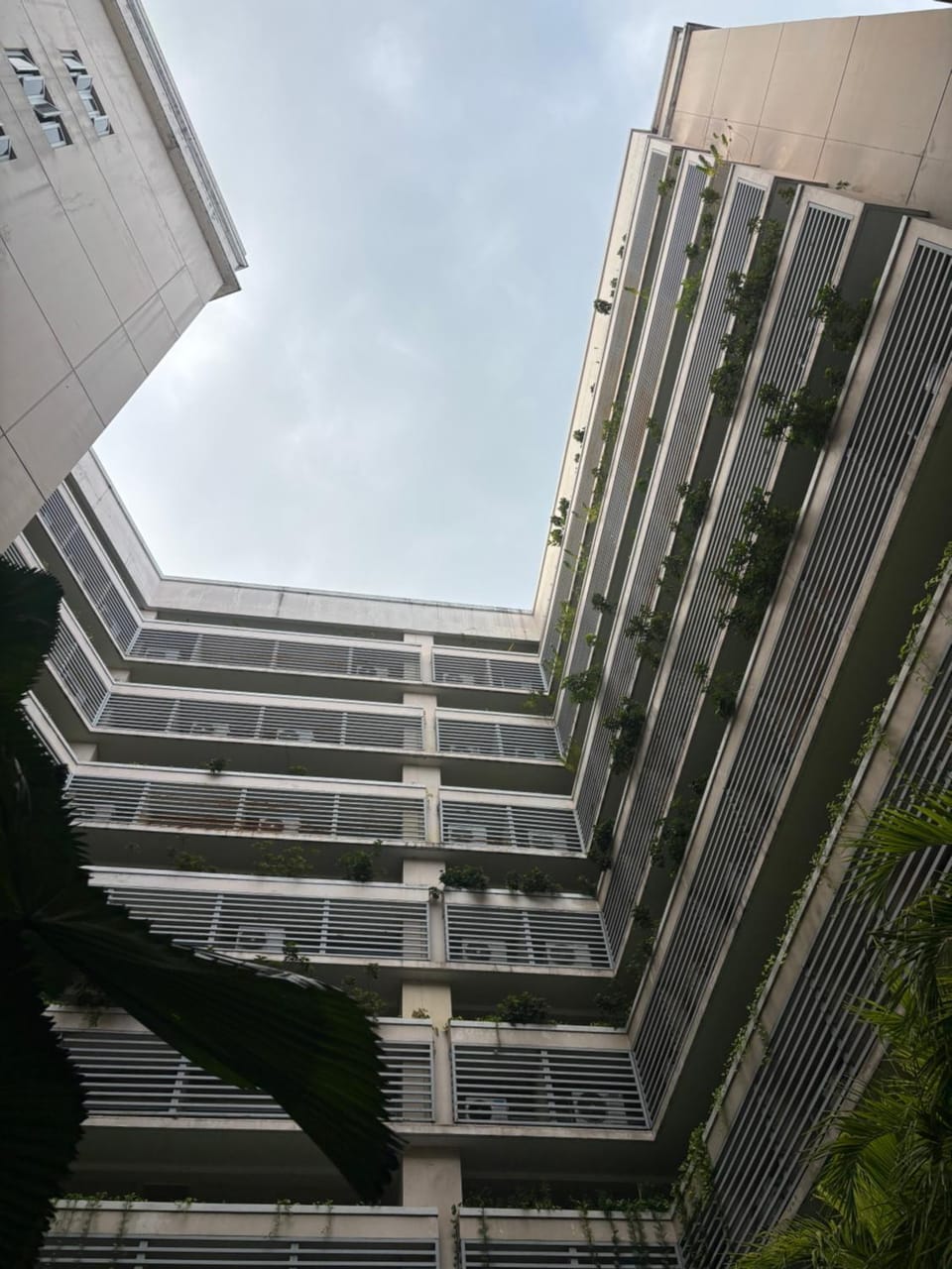 Family Suite-150Newport Boulevard Southwing Hotel in Pasay