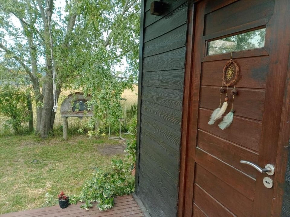 Off site, Garden